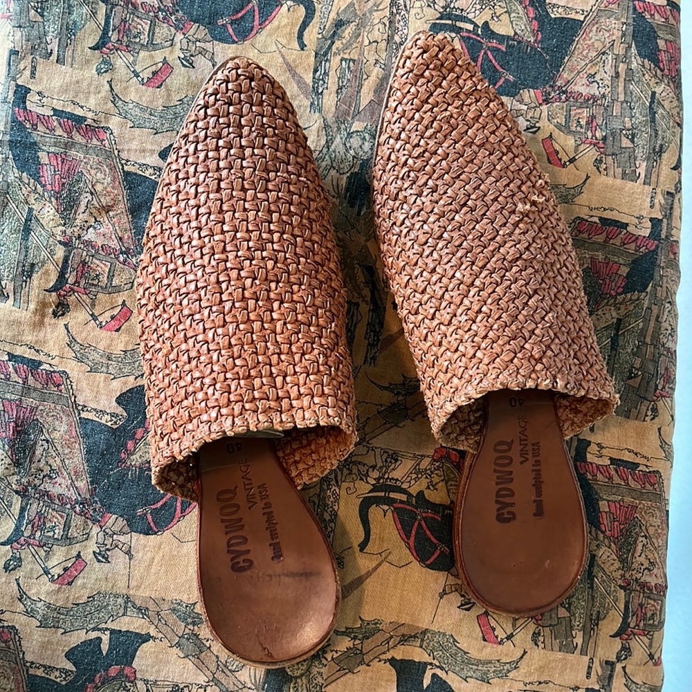 CYDWOQ Orient Woven Leather Mules